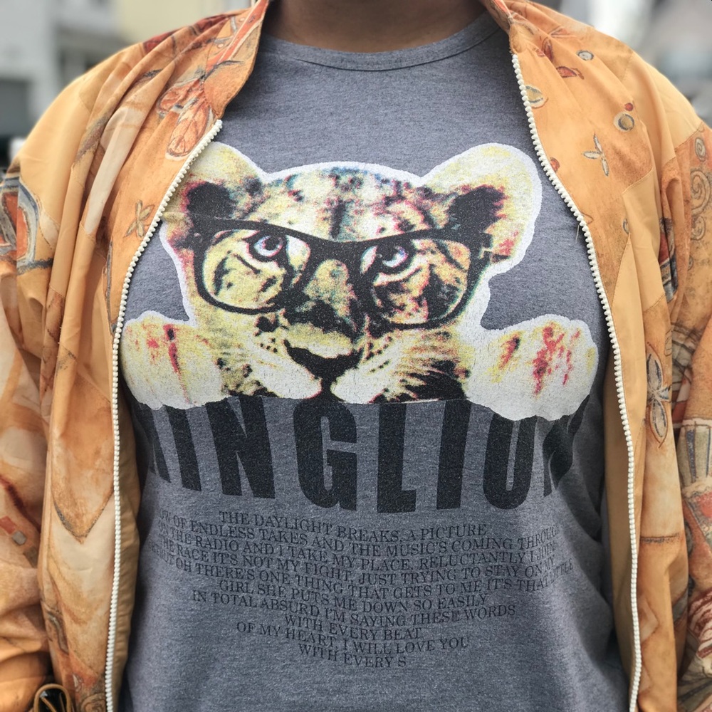 Gray King Lion Graphic T Shirt